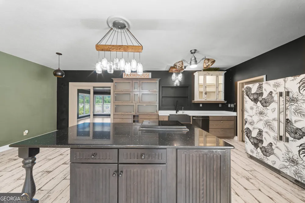 452 Joe Oglesby RD Portal, GA 30450