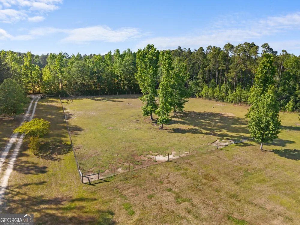 452 Joe Oglesby RD Portal, GA 30450