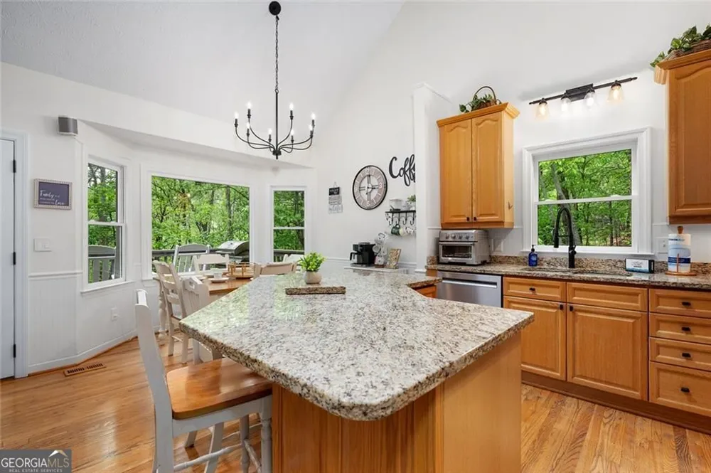 113 Yanoo TRCE Big Canoe, GA 30143