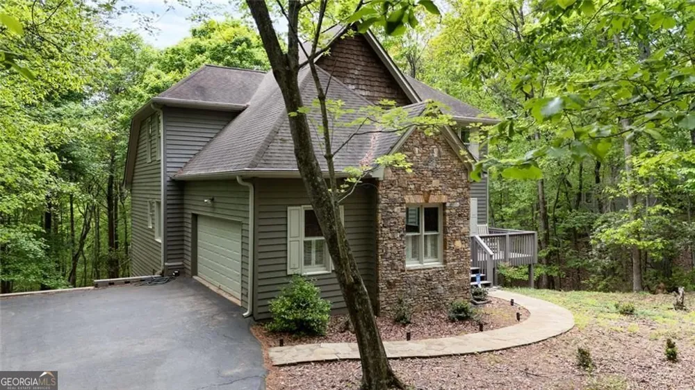 113 Yanoo TRCE Big Canoe, GA 30143