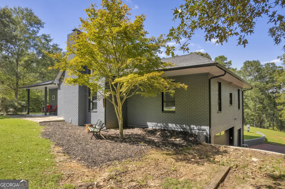 83 Sugar Cane DR Hartwell, GA 30643
