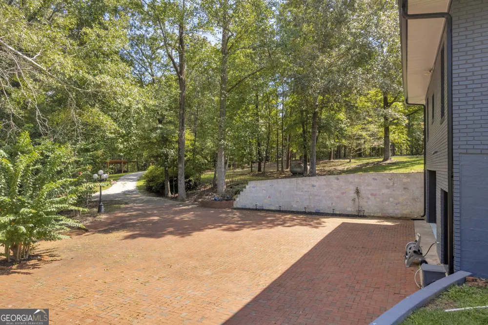 83 Sugar Cane DR Hartwell, GA 30643