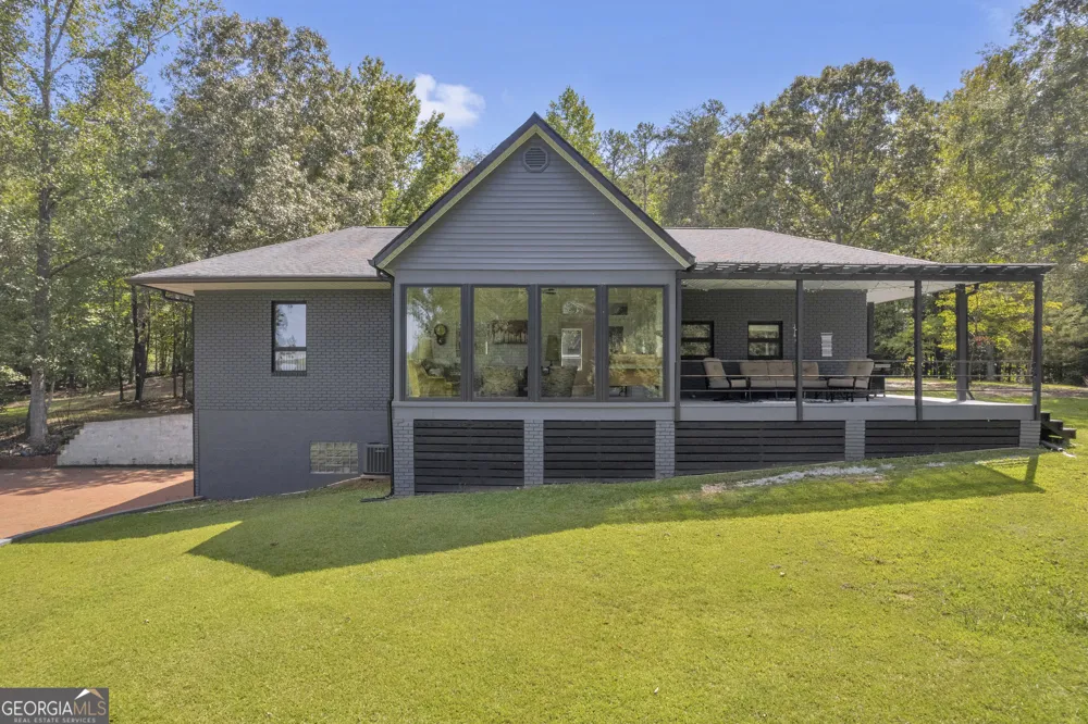 83 Sugar Cane DR Hartwell, GA 30643