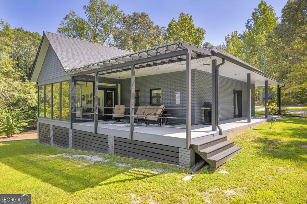 83 Sugar Cane DR Hartwell, GA 30643