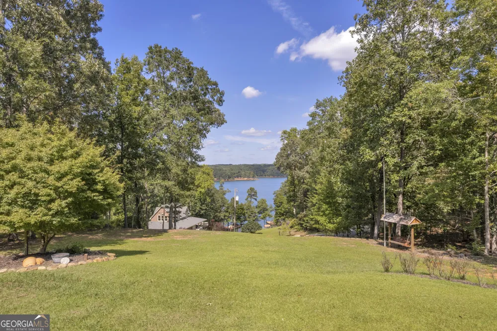 83 Sugar Cane DR Hartwell, GA 30643