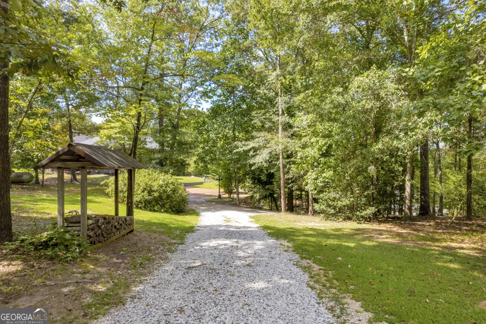83 Sugar Cane DR Hartwell, GA 30643