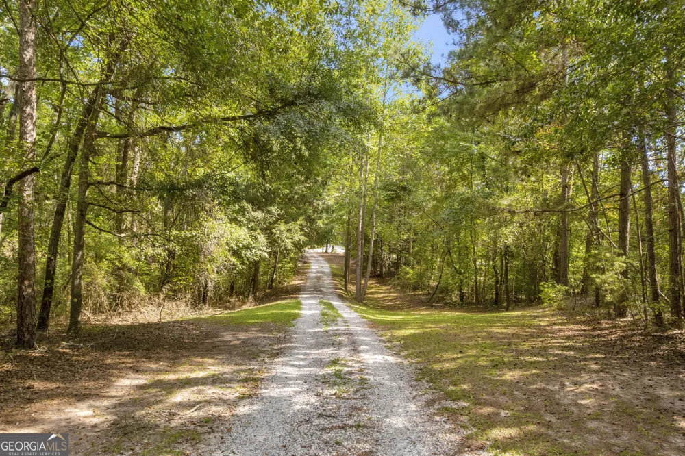 83 Sugar Cane DR Hartwell, GA 30643