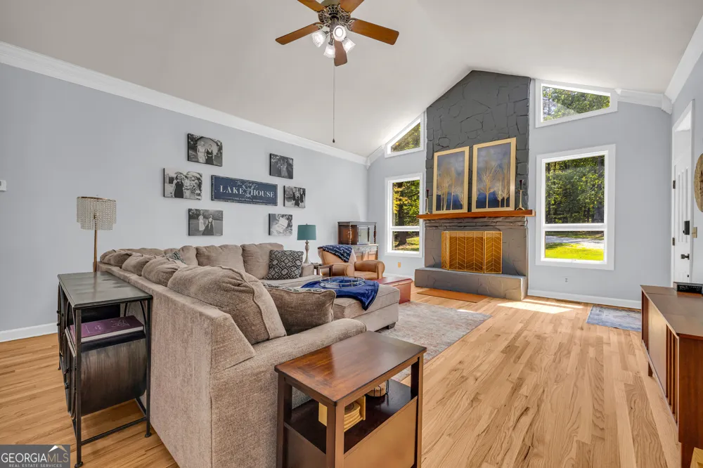 83 Sugar Cane DR Hartwell, GA 30643