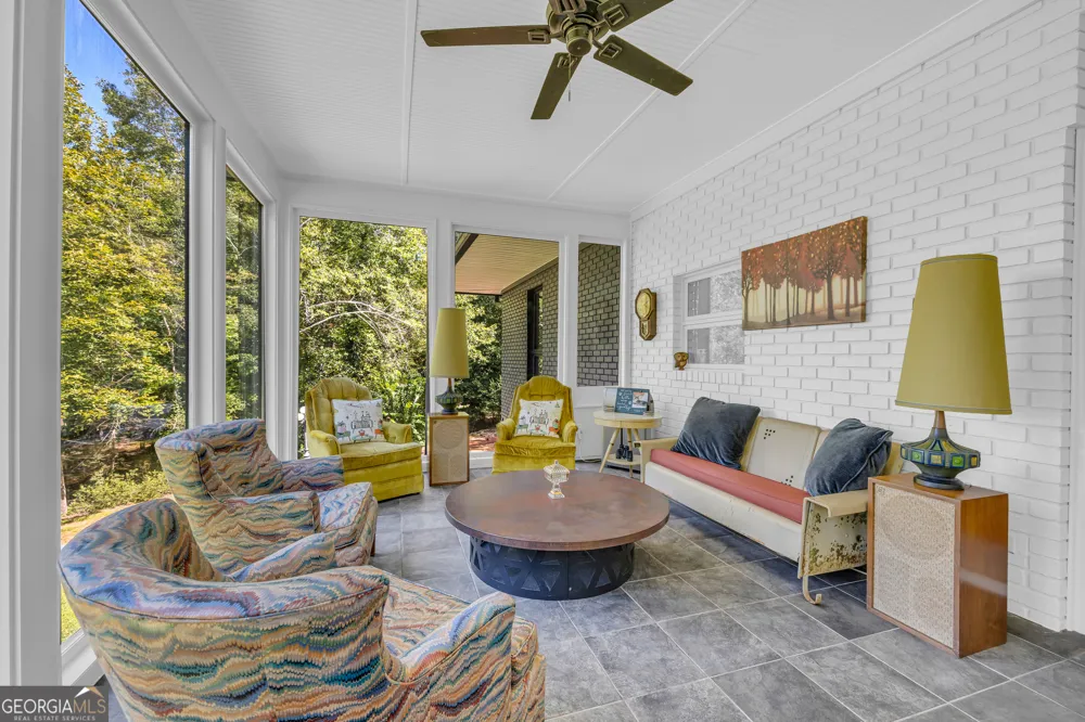 83 Sugar Cane DR Hartwell, GA 30643