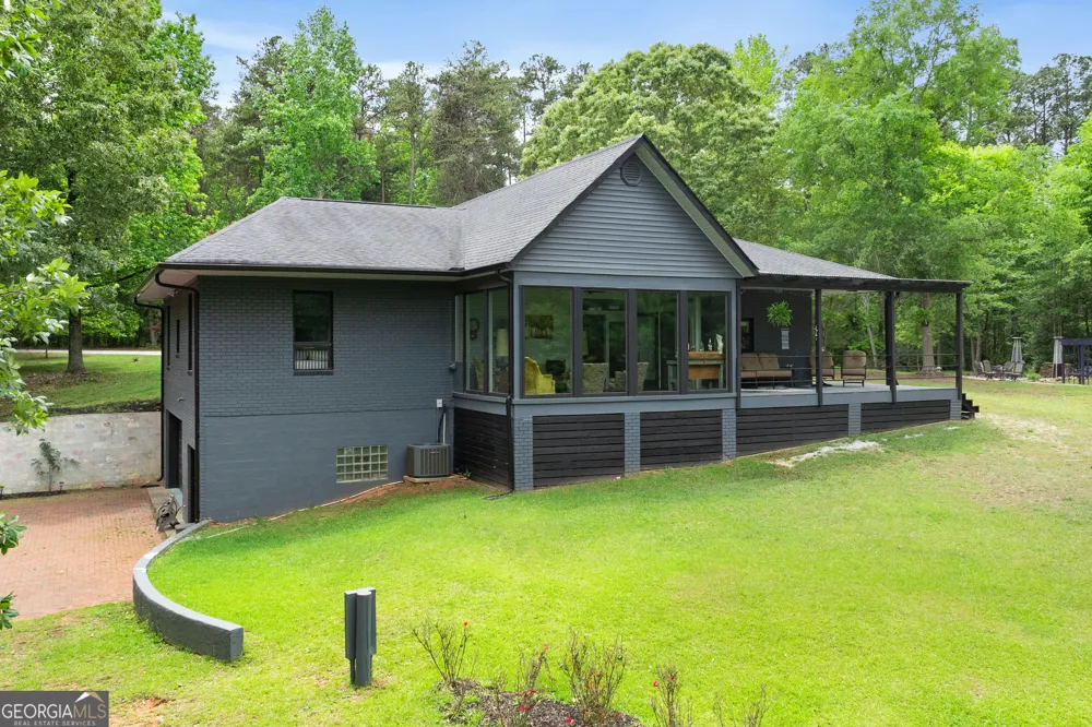 83 Sugar Cane DR Hartwell, GA 30643