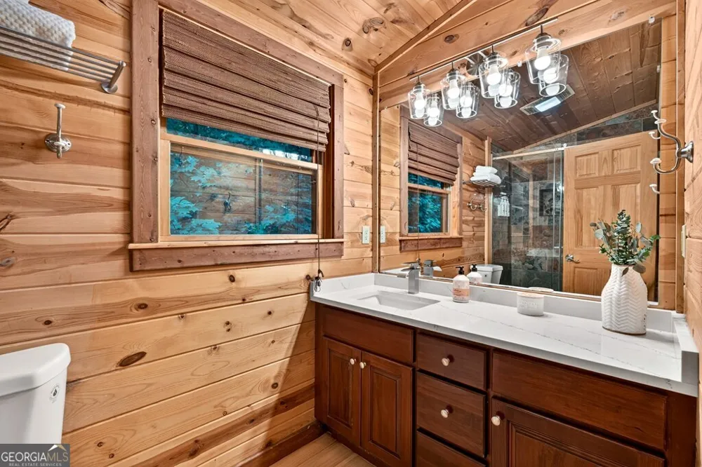 357 Hemlock TRL Blue Ridge, GA 30513