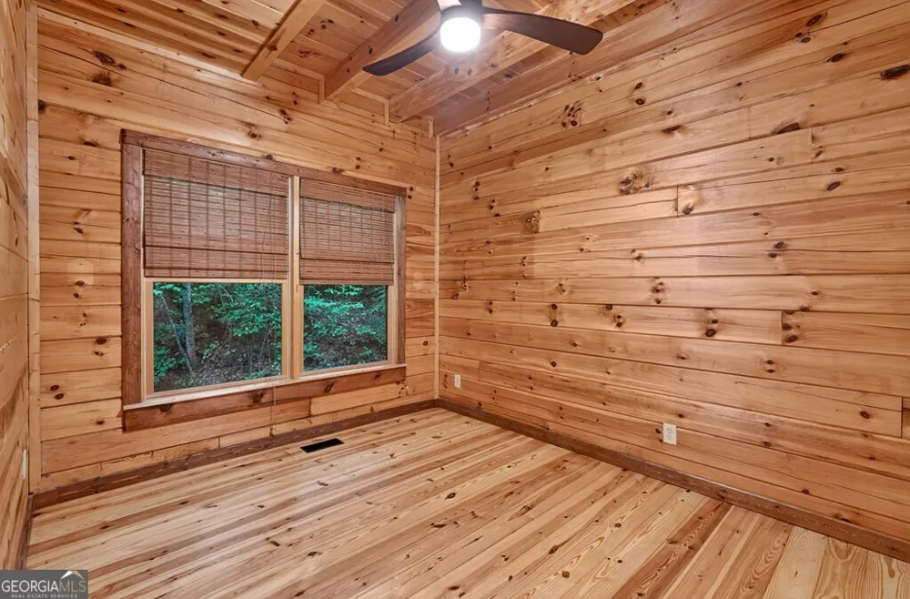 357 Hemlock TRL Blue Ridge, GA 30513