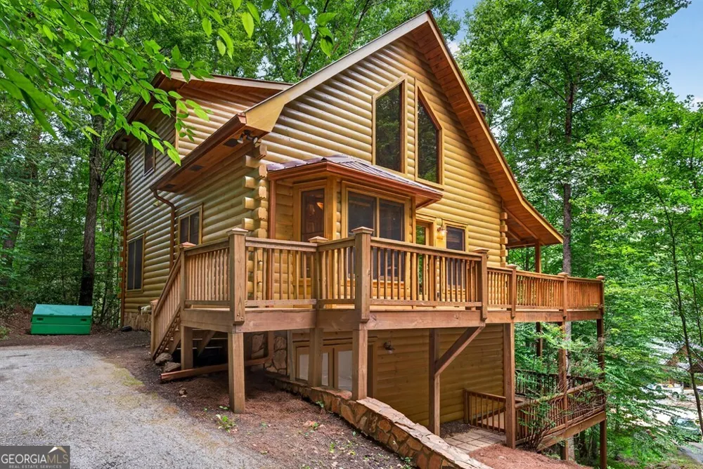 357 Hemlock TRL Blue Ridge, GA 30513