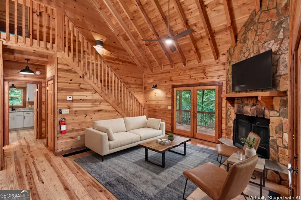 357 Hemlock TRL Blue Ridge, GA 30513