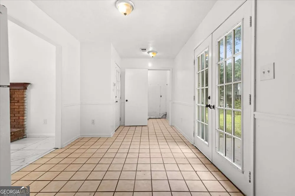 160 Derby Country DR Ellenwood, GA 30294