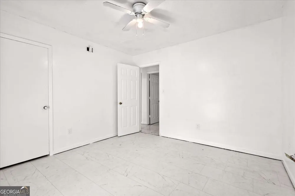 160 Derby Country DR Ellenwood, GA 30294
