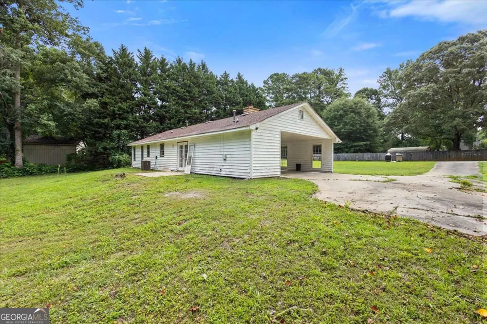 160 Derby Country DR Ellenwood, GA 30294