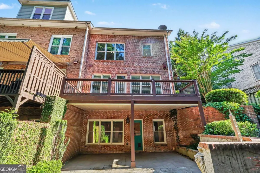 6070 Narcissa PL Johns Creek, GA 30097