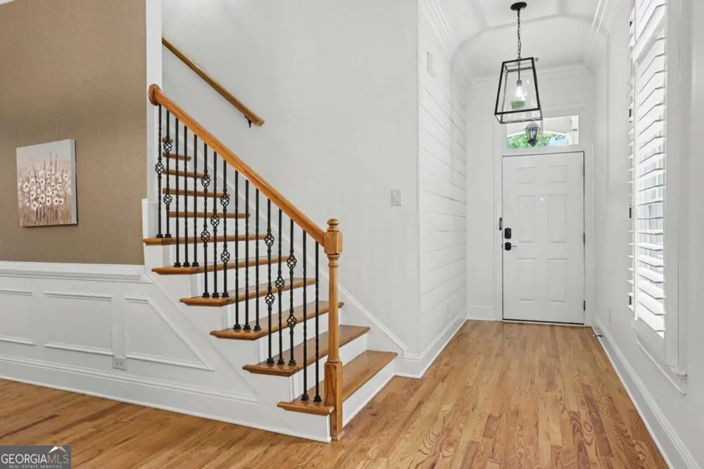 6070 Narcissa PL Johns Creek, GA 30097