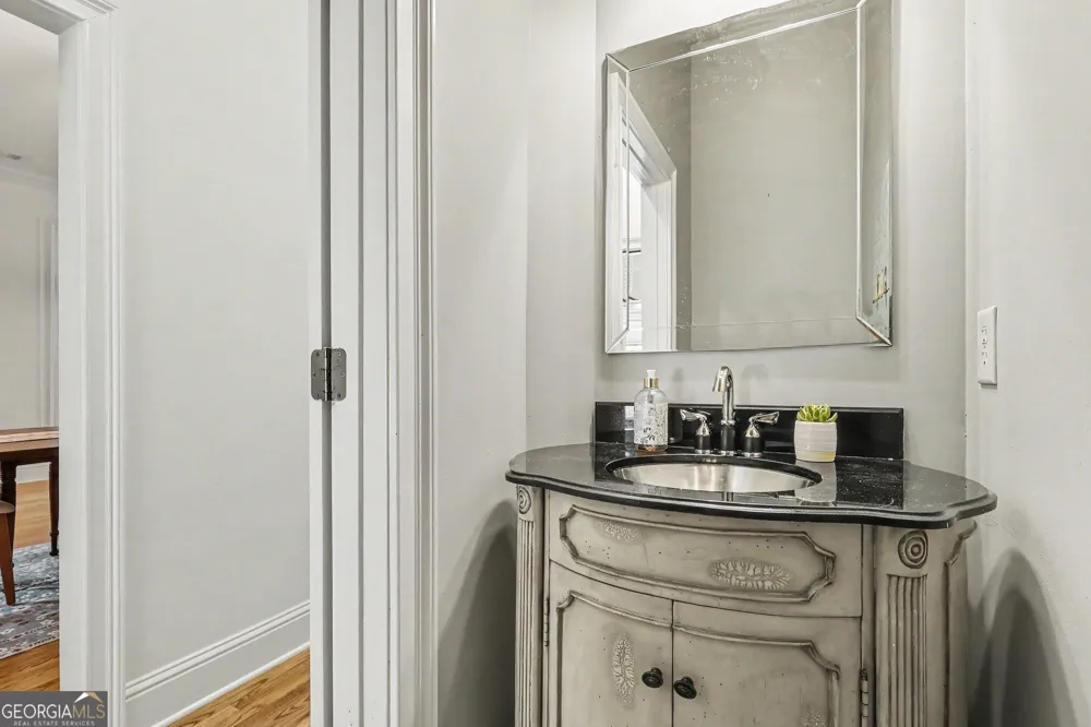 6070 Narcissa PL Johns Creek, GA 30097