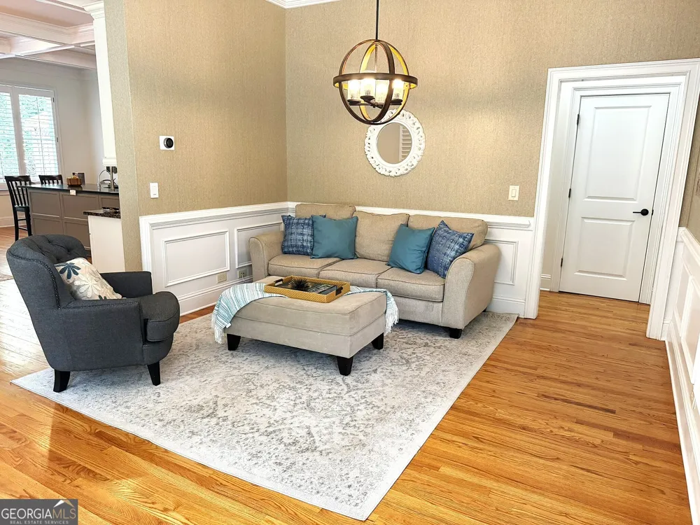 6070 Narcissa PL Johns Creek, GA 30097