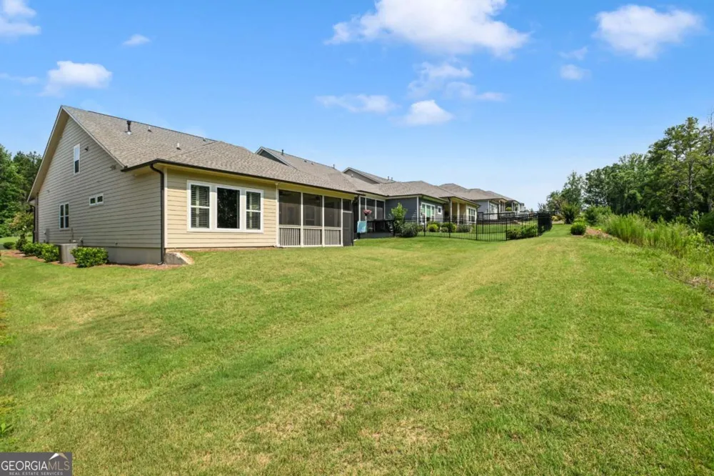 7013 River Rock DR Flowery Branch, GA 30542