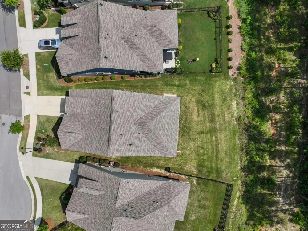7013 River Rock DR Flowery Branch, GA 30542