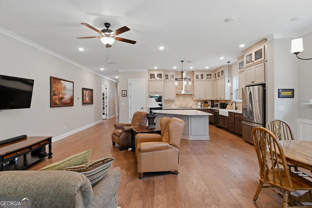 7013 River Rock DR Flowery Branch, GA 30542