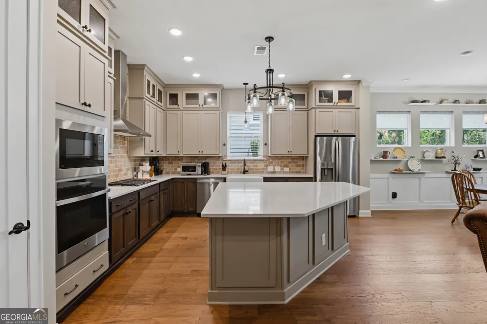 7013 River Rock DR Flowery Branch, GA 30542