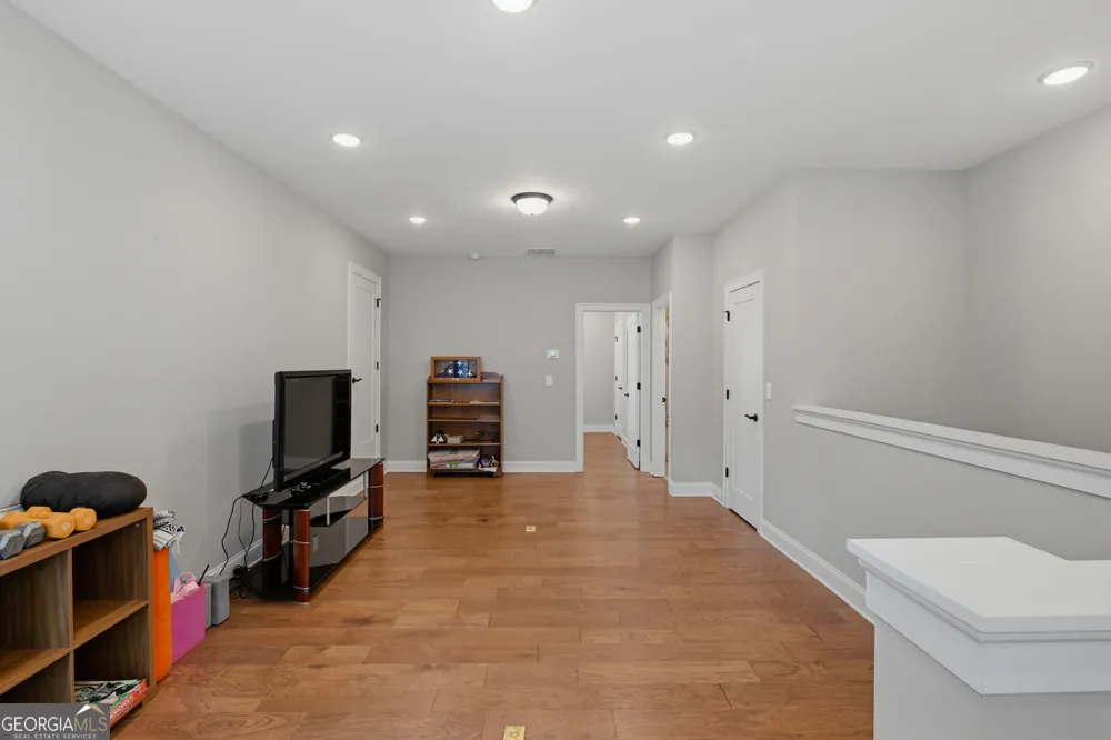 7013 River Rock DR Flowery Branch, GA 30542