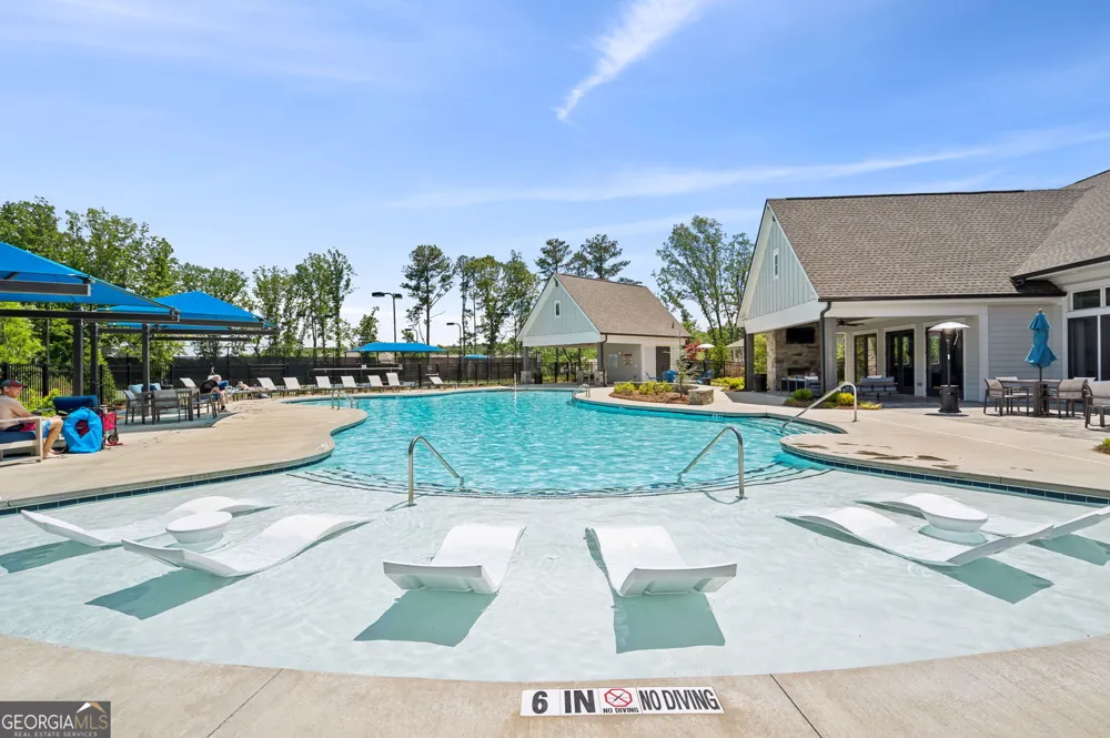 7013 River Rock DR Flowery Branch, GA 30542