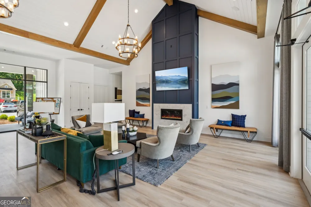7013 River Rock DR Flowery Branch, GA 30542