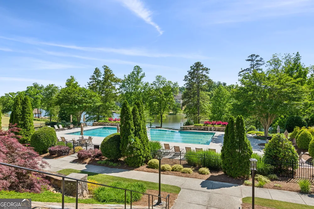 7013 River Rock DR Flowery Branch, GA 30542