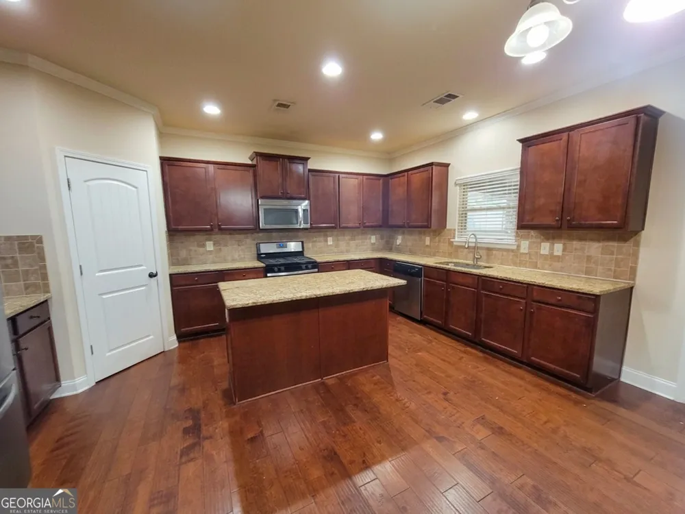 1471 Primrose Park RD Sugar Hill, GA 30518