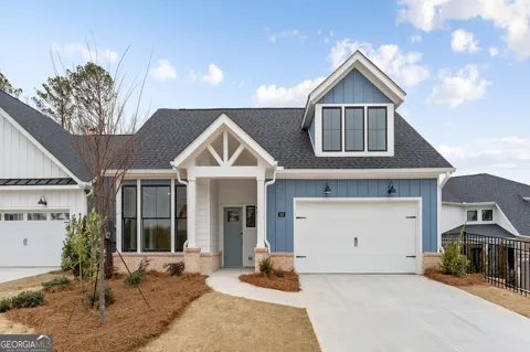330 Sassafras WAY