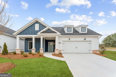 454 Sugarberry LN