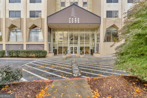 2479 Peachtree RD NE