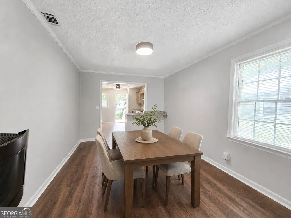 202 White ST Hogansville, GA 30230