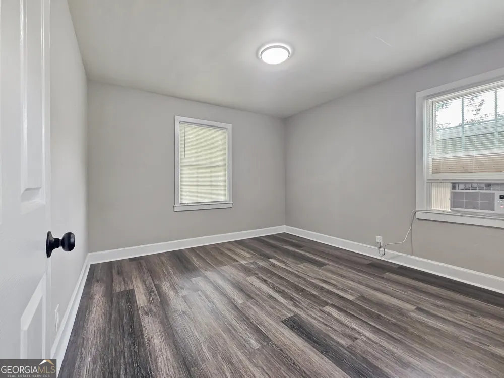 202 White ST Hogansville, GA 30230