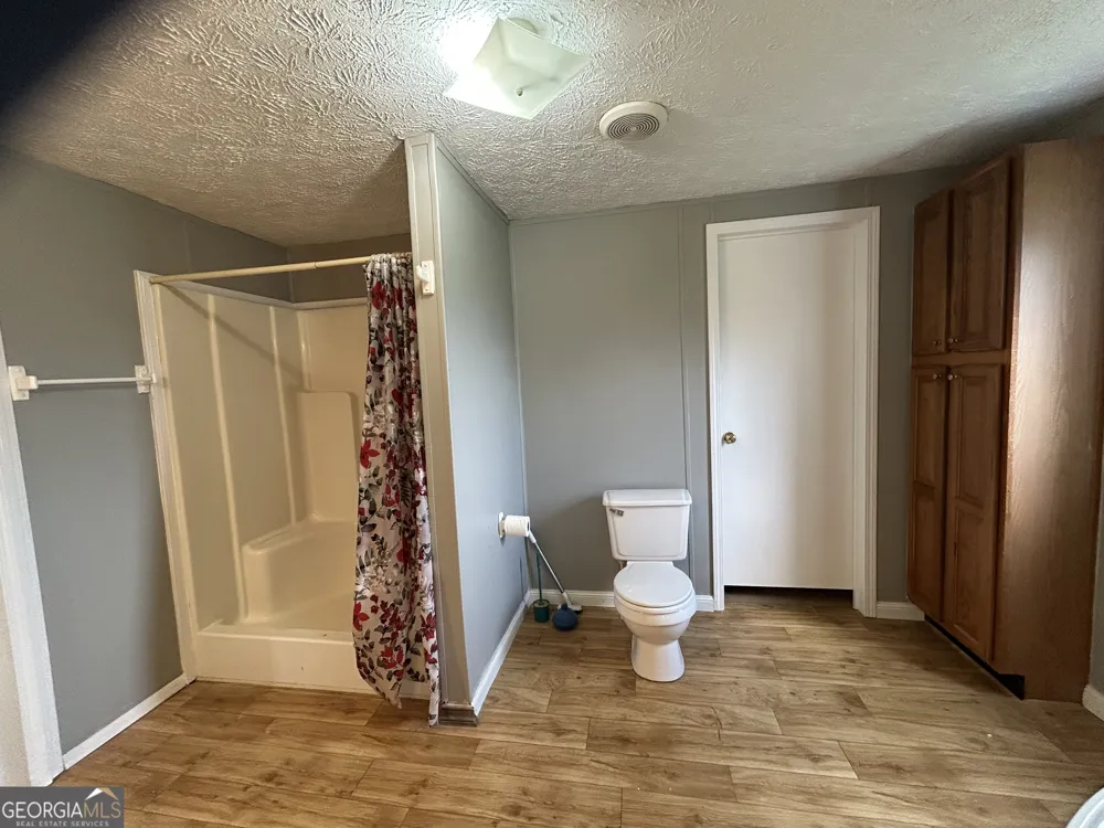 205 Bay ST Collins, GA 30421