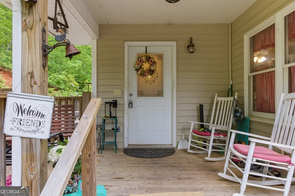 169 N Pinecrest RD Toccoa, GA 30577