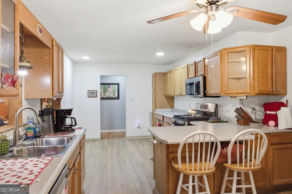169 N Pinecrest RD Toccoa, GA 30577