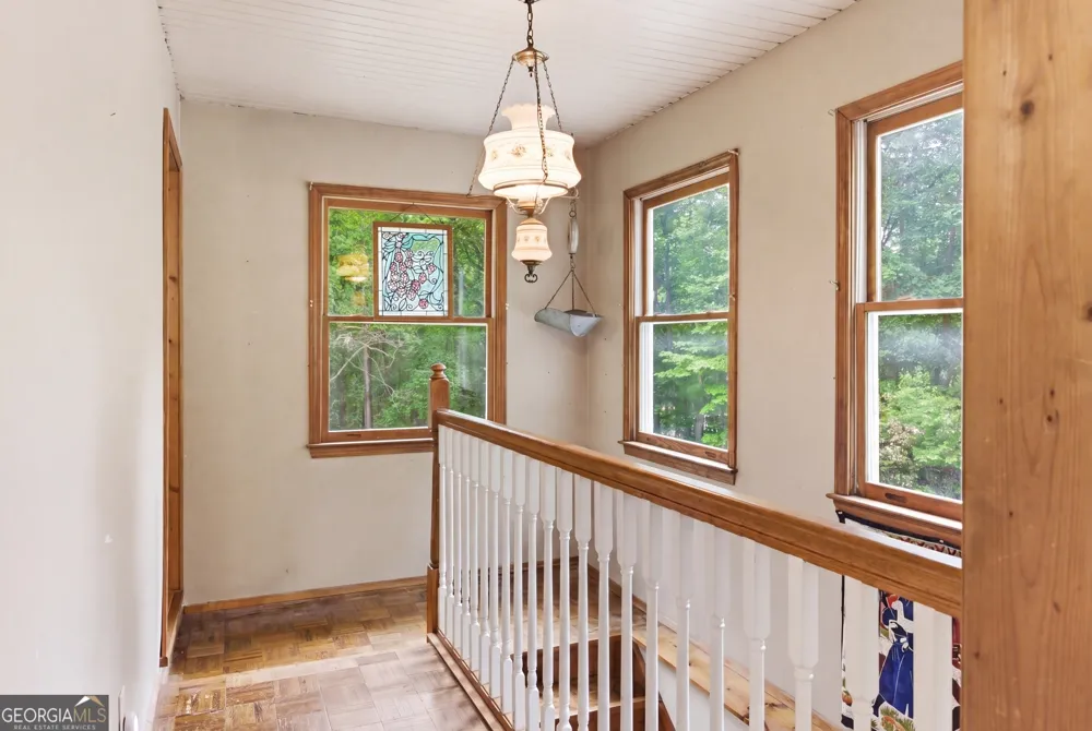 169 N Pinecrest RD Toccoa, GA 30577