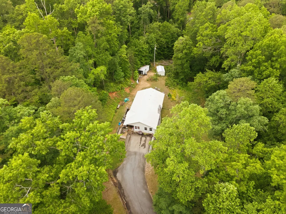 169 N Pinecrest RD Toccoa, GA 30577