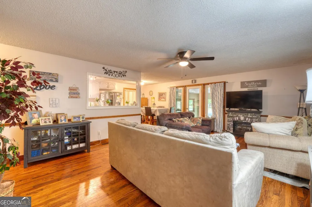 1568 Carlvin RD Hiawassee, GA 30546