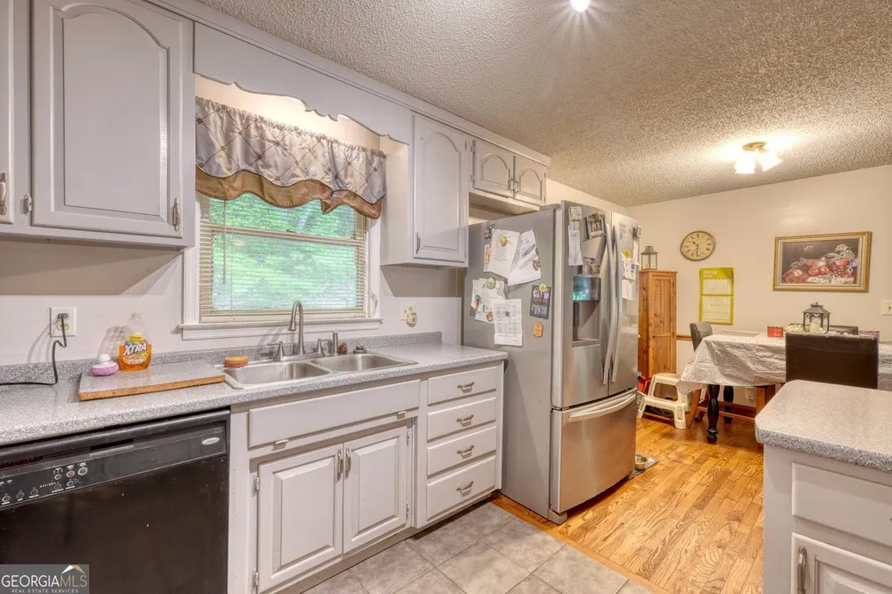 1568 Carlvin RD Hiawassee, GA 30546