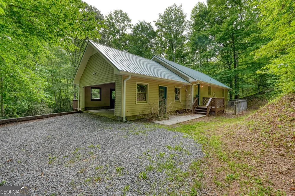 1568 Carlvin RD Hiawassee, GA 30546