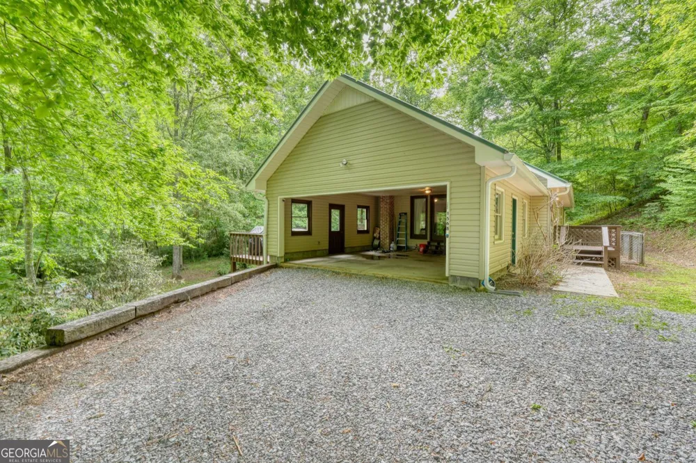 1568 Carlvin RD Hiawassee, GA 30546