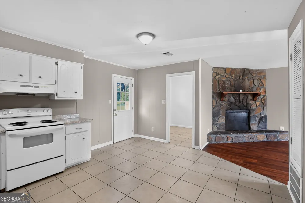 2579 Anthony Dejuan PKWY Hephzibah, GA 30815