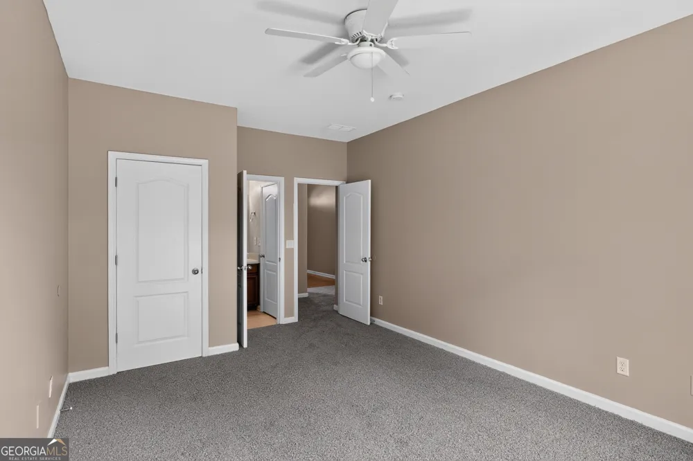 354 Shady GLN Dallas, GA 30132